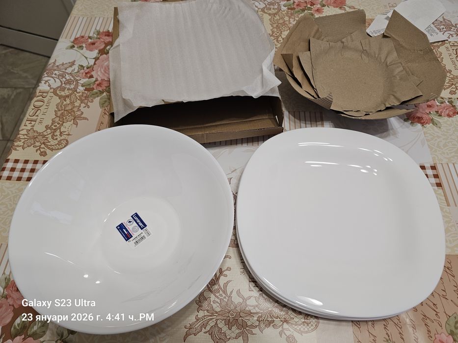 Сервиз Плата и Салатиера