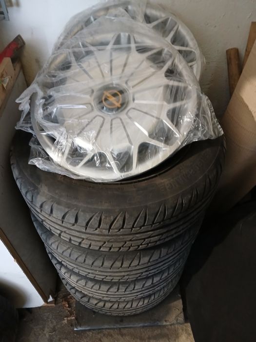 Летни гуми с железни джанти