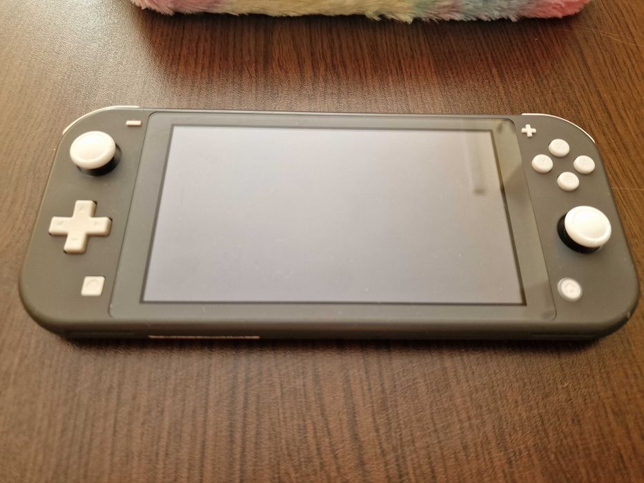 Nintendo Switch Lite с чип