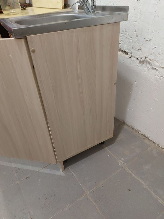 Мойка с тумбой для кухни