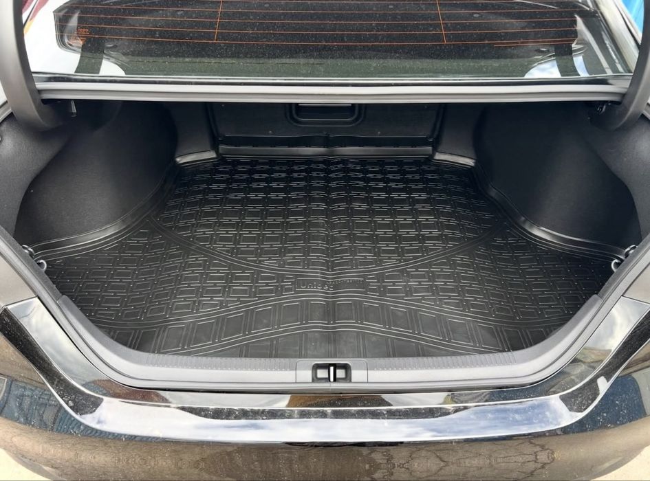 Коврик в багажник Toyota Camry 75 с 2020 по 2023