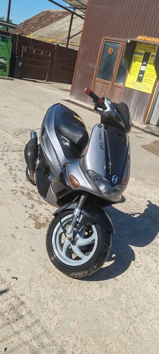 Gilera runner +Yamaha aerox 49
