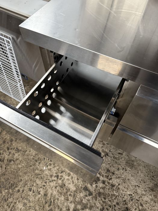 Хладилна маса  плюсова