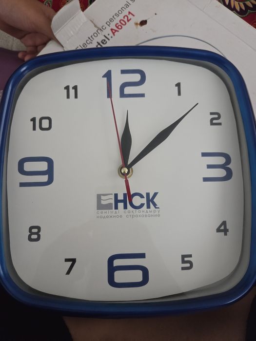 Весы 3000тг новый