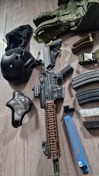 Arma Airsoft M15 / replica full metal /echipament