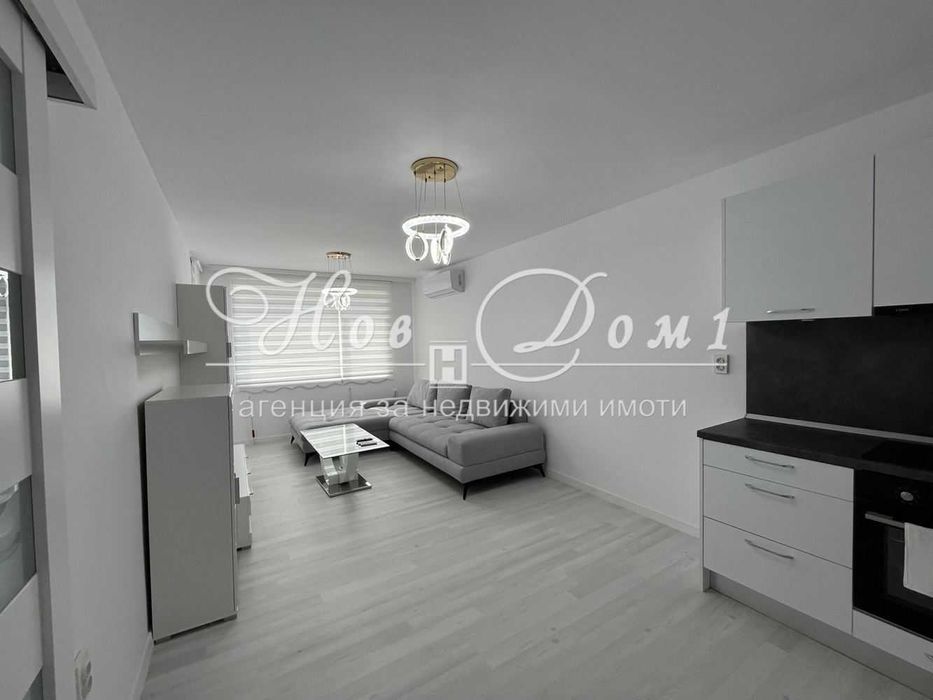 Дава се под наем Двустаен апартамент в Варна, Младост 2 - 65 кв.м за 510 € - Снимка #1