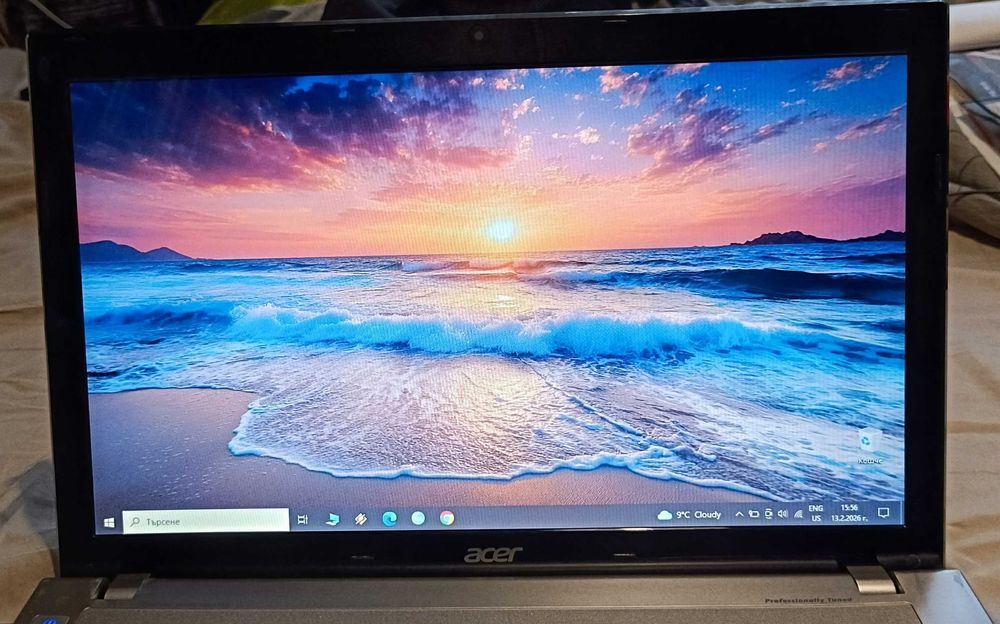 Продавам лаптоп Acer Aspire V3-571G