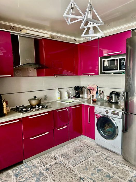 Сдам 3 комн. квартиру в районе Военного училища