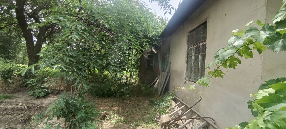 Продаетс участок 24 сотки. Янгиюль. Аккурган