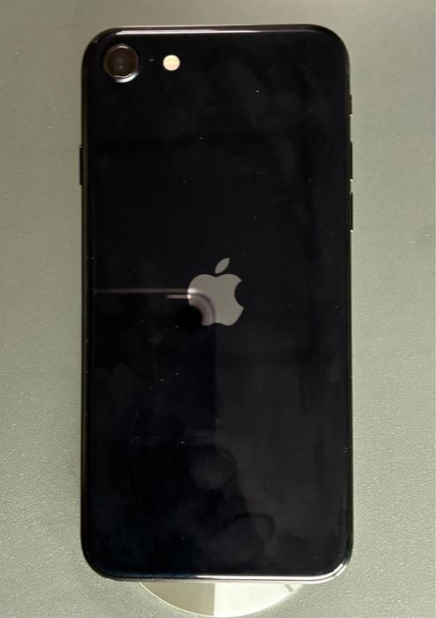iPhone SE 2022, 64гб, черный
