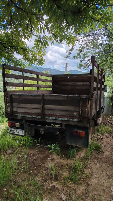 Продавам УАЗ 451