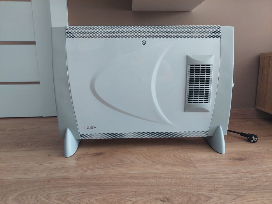 Convector electric de pardoseala Tesy