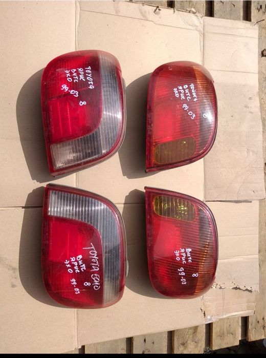 Toyota yaris vitz echo фонари задние хэтчбек седан 99-05 год б/у ориг.
