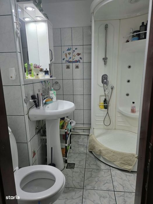 3 camere Trivale , Decomandat / Centrală , mobilat / utilat