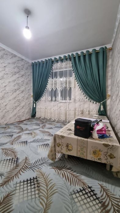 4 Хонали квартира СОТИЛАДИ