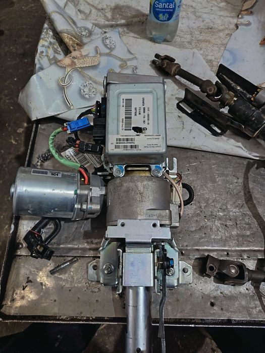 Электронний рулевой усилитель / Lada Granta