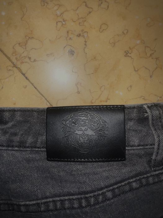 blugi Ed Hardy, marimea M, dama