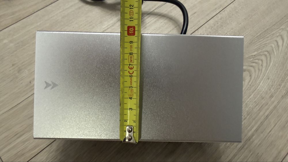 Priza incastrabila in blat cu capac glisant - argintie - 3 iesiri/posturi