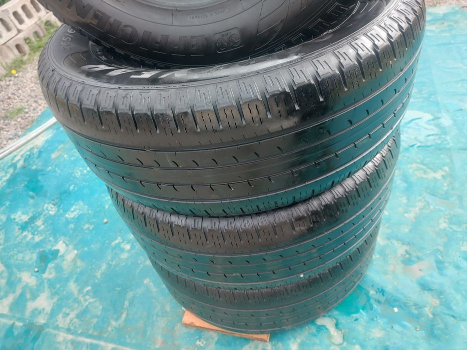Шины конплект в отличном состоянии