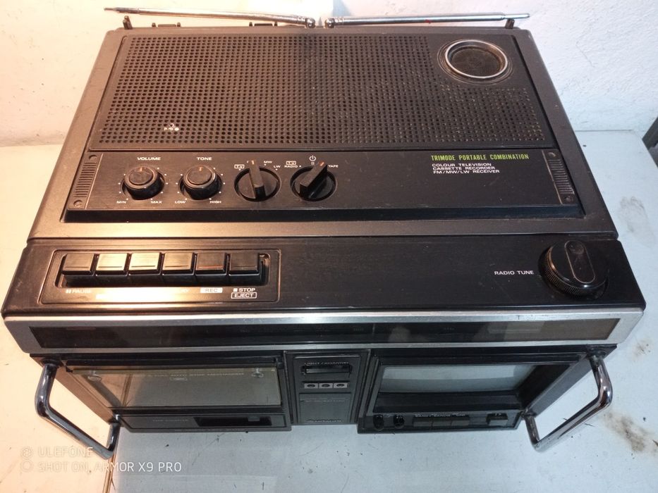 Televizor Hitachi combo