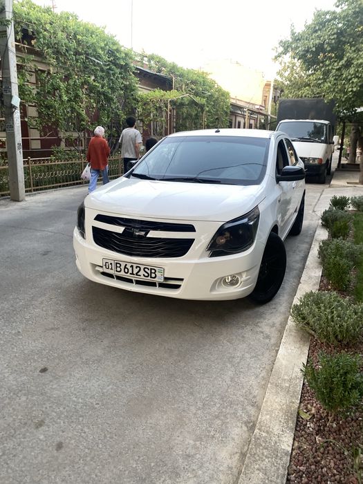 Chevrolet Cobalt 1 pazitsa