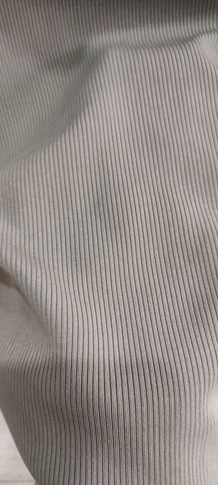 Продаю лонгслив не дорого