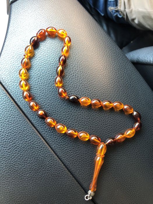 Броеници от Кехлибар