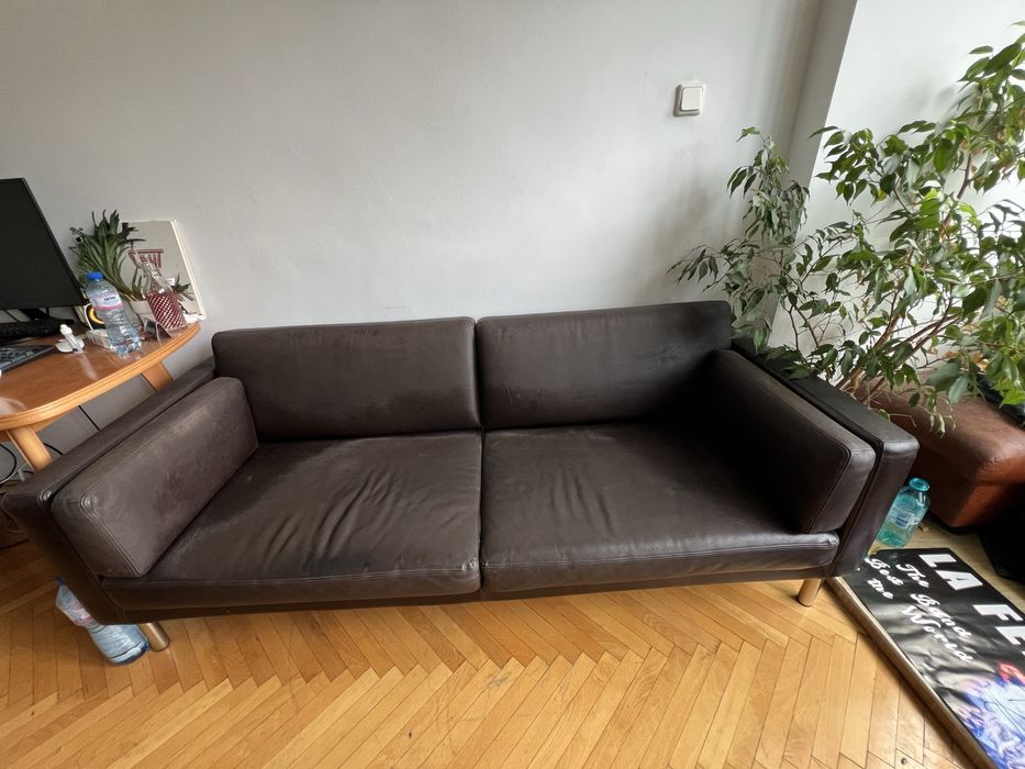 Двуместен кожен диван IKEA