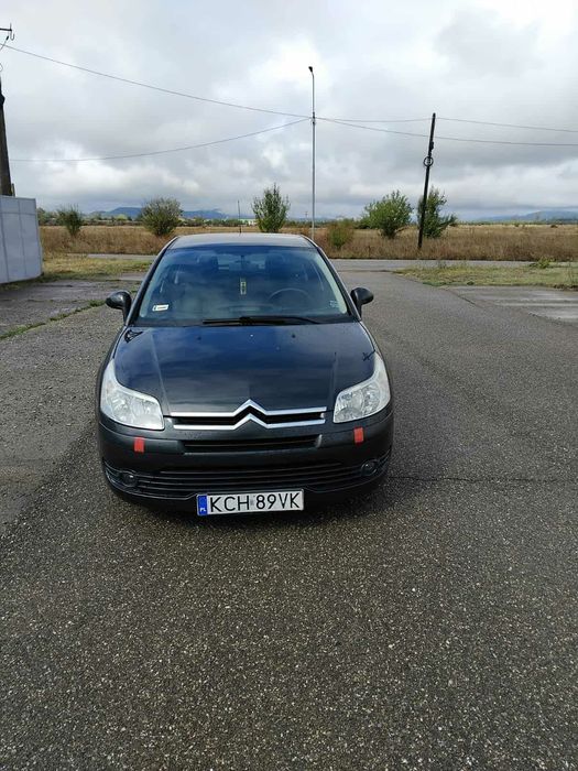 Dezmembrez Citroen c4 1.4i 1.6d