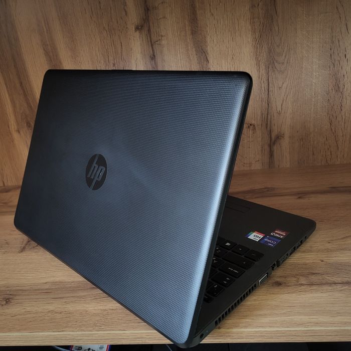 Шустрый офисной ноутбук HP SSD