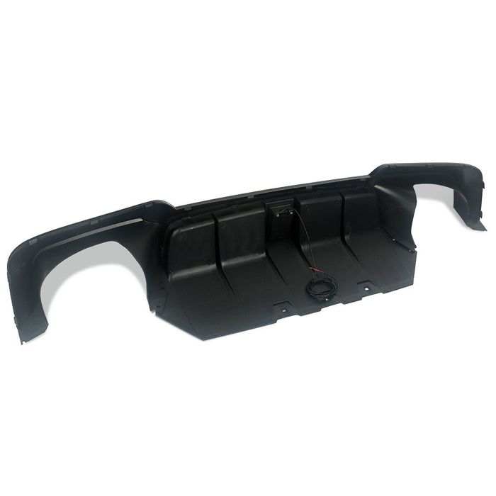 Дифузьор със трети стоп / Добавка за задна броня за БМВ Ф10 / BMW F10