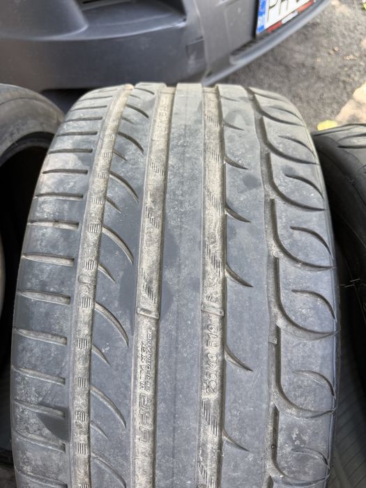 Anvelope vara 255/40/R19 (3 bucati)