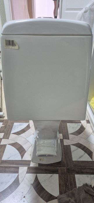 Продам унитаз Sanita