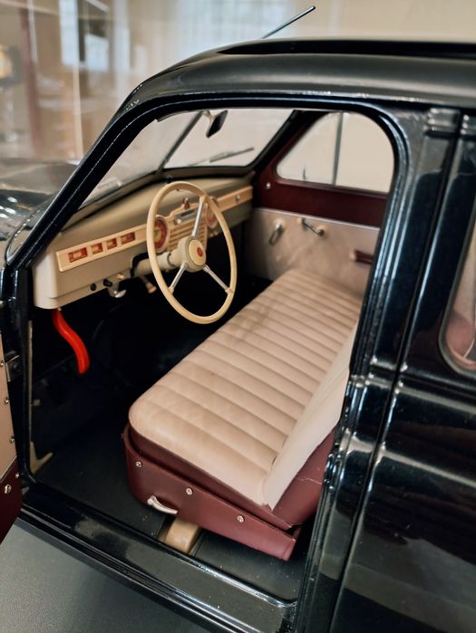 Модель: ГАЗ М-20 «Победа» масштаб 1/8