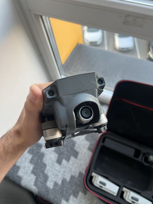 Продаю дрон DJI Mavic pro