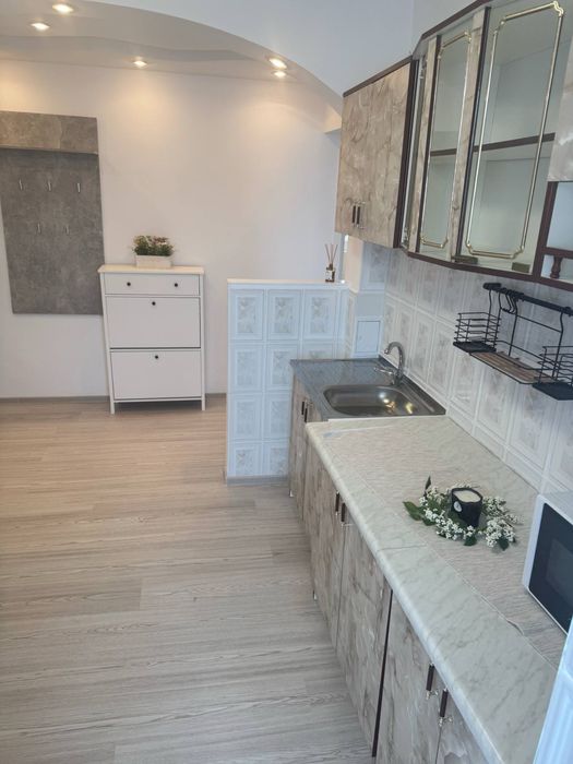 Apartament 2 camere +boxa de depozitare - de inchiriat