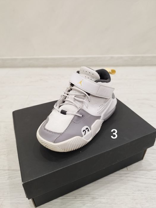 Обувки Air Jordan