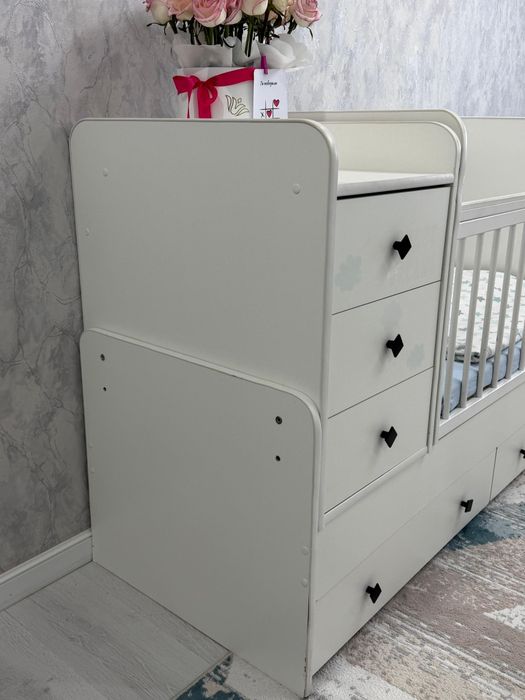 Продам детскую кроватку