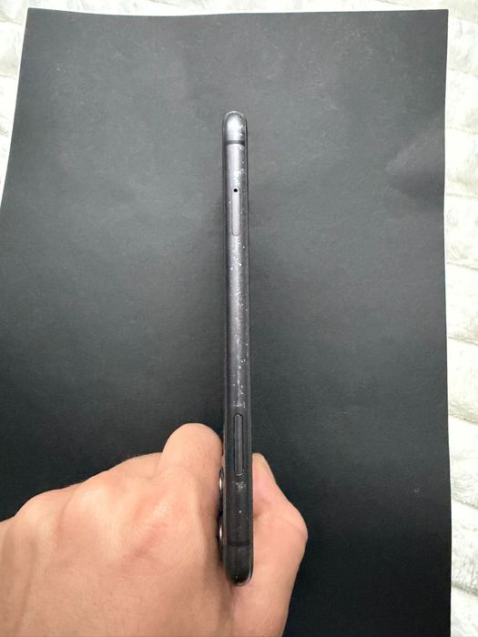 Vand IPhone 11 128GB