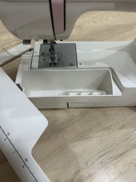 Швейная машинка Janome