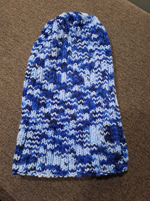 Vand paturica,sosete,caciuli copii si adulti,crosetate manual ,105x105