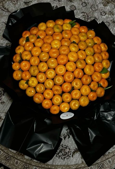 Букеты из денег и апельсина