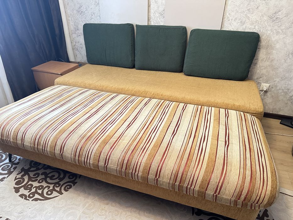 Продам диван срочно