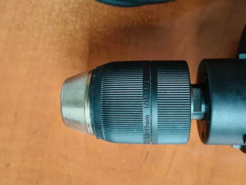 Bormasina NOUA Makita HP1631K cutie transport maner suplimentar