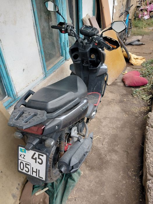Продам мопед танк 150 кубовый
