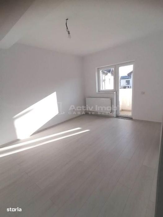 VANZARE - CASA SAU SPATIU COMERCIAL - Locuinta si sau Afacere - Vila