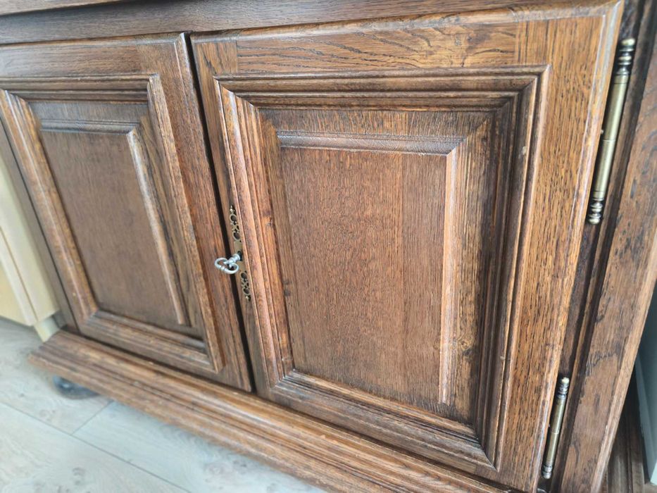 Писалище / скрин