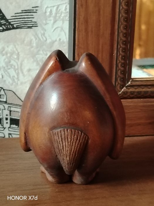 Деревянная фигурка.
