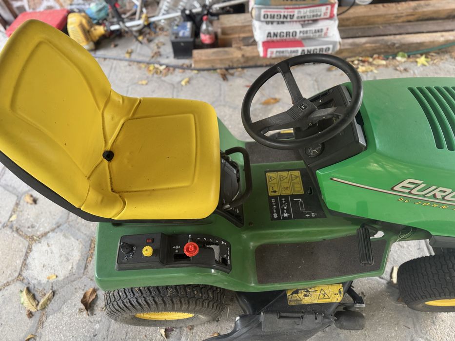 Тракторна мулчираща косачка John Deere