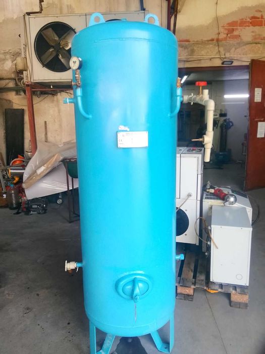 Винтов компресор Gardner Denver ESM7 бутилка 500л изсушител